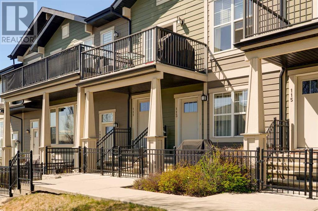 Property at 113 Cranford Walk SE image 3