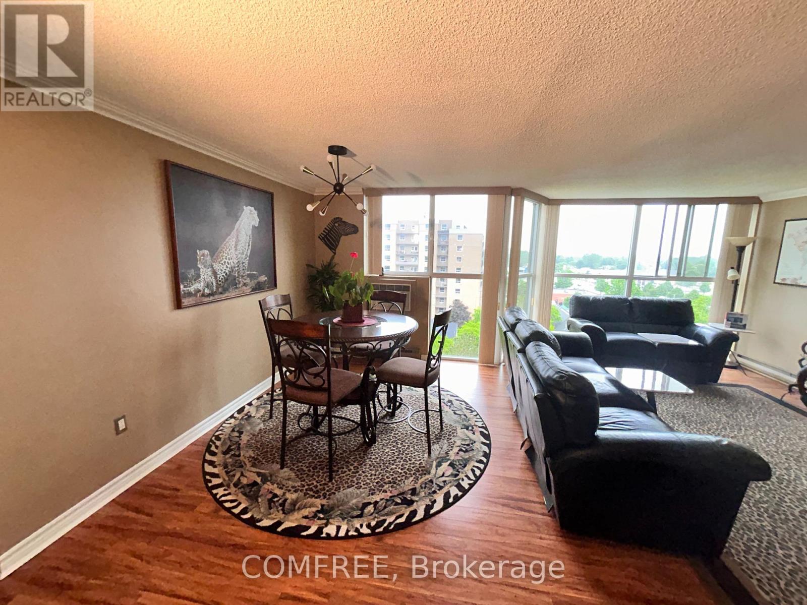 809 - 127 Belmont Drive, London South, Ontario  N6J 4J7 - Photo 1 - X12203071