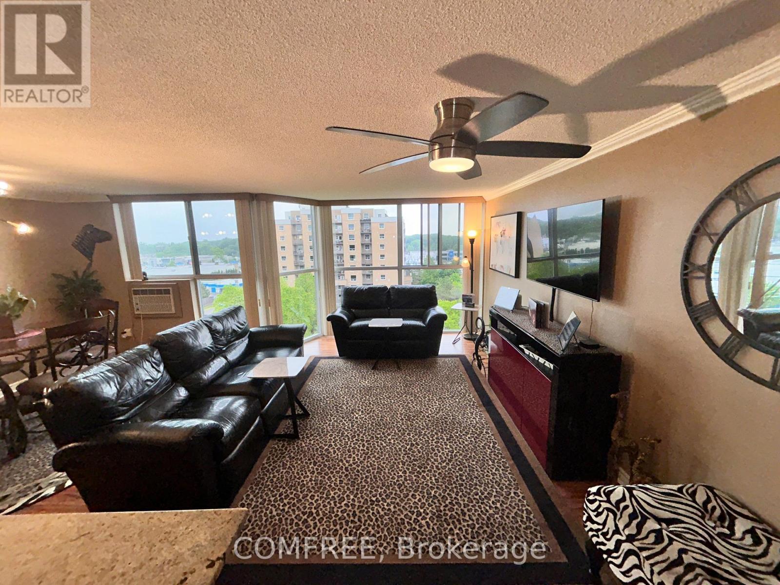 809 - 127 Belmont Drive, London South, Ontario  N6J 4J7 - Photo 12 - X12203071