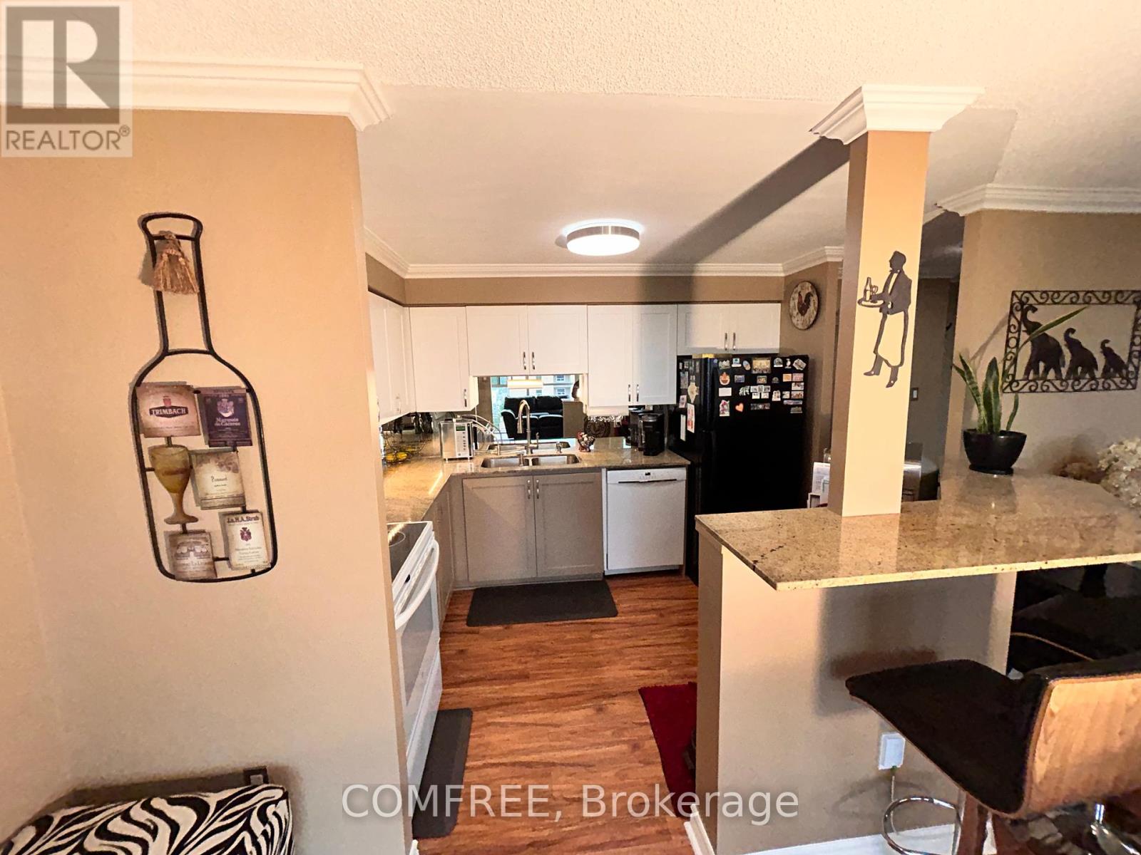 809 - 127 Belmont Drive, London South, Ontario  N6J 4J7 - Photo 14 - X12203071