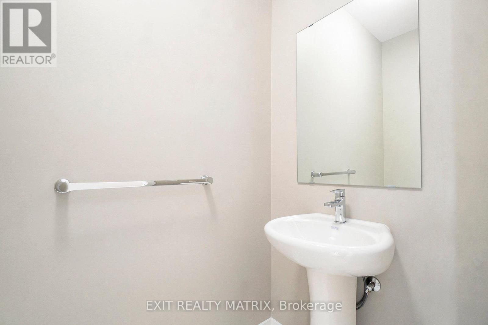 964 Cologne Street, Russell, Ontario  K0A 1W0 - Photo 9 - X12203128