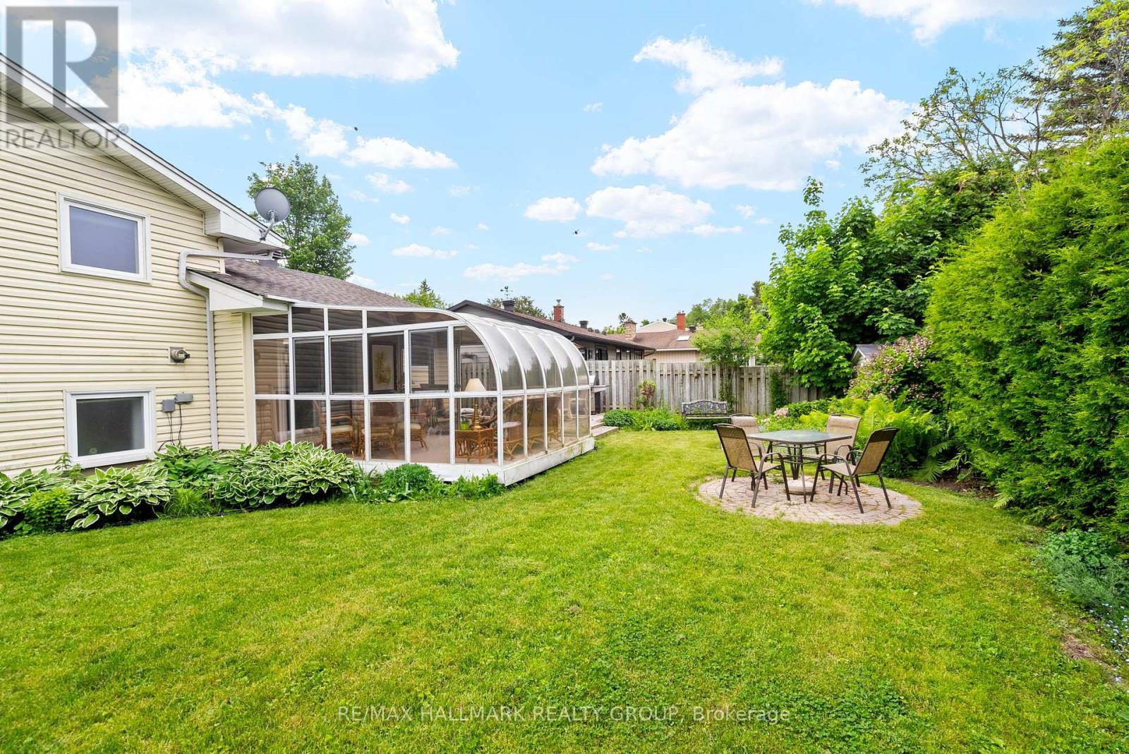 2143 Hubbard Crescent, Ottawa, Ontario  K1J 6L3 - Photo 35 - X12203169