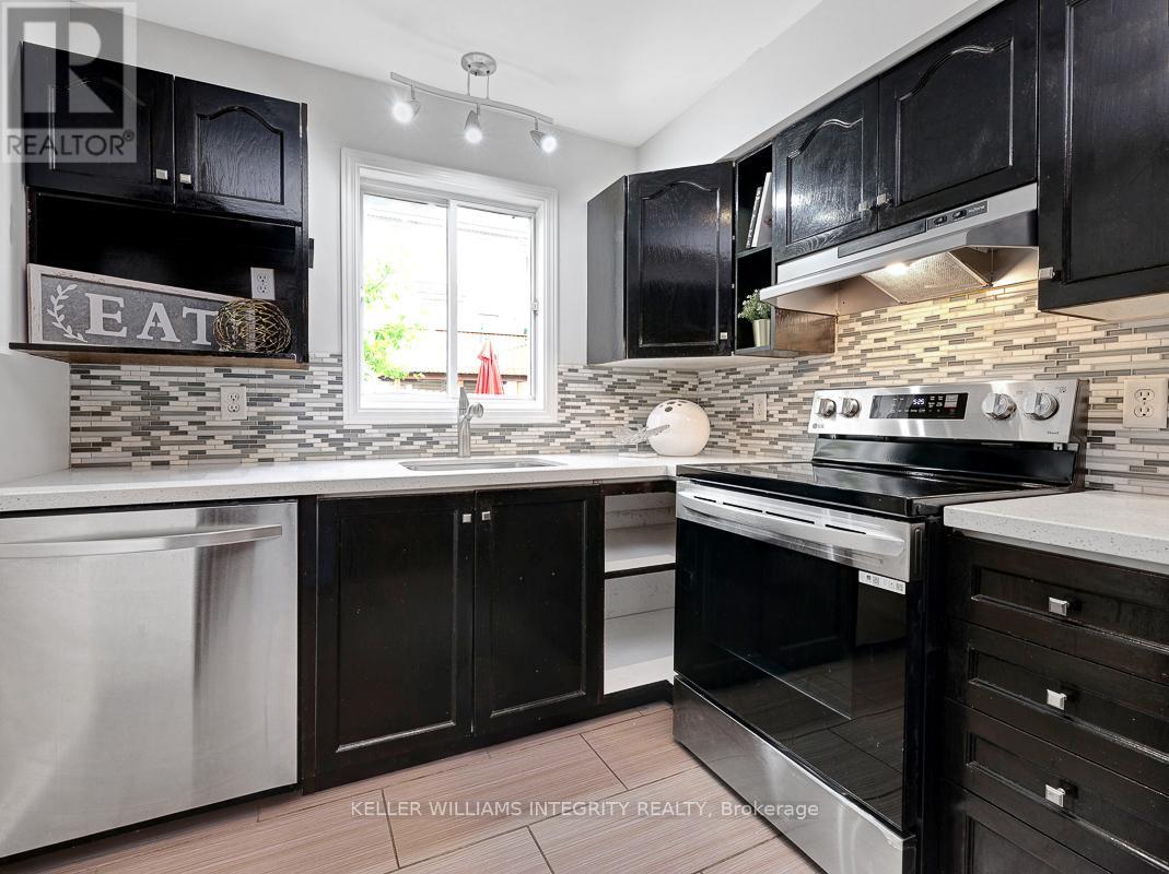 2598 Crosscut Terrace, Ottawa, Ontario  K1T 4A1 - Photo 17 - X12203197