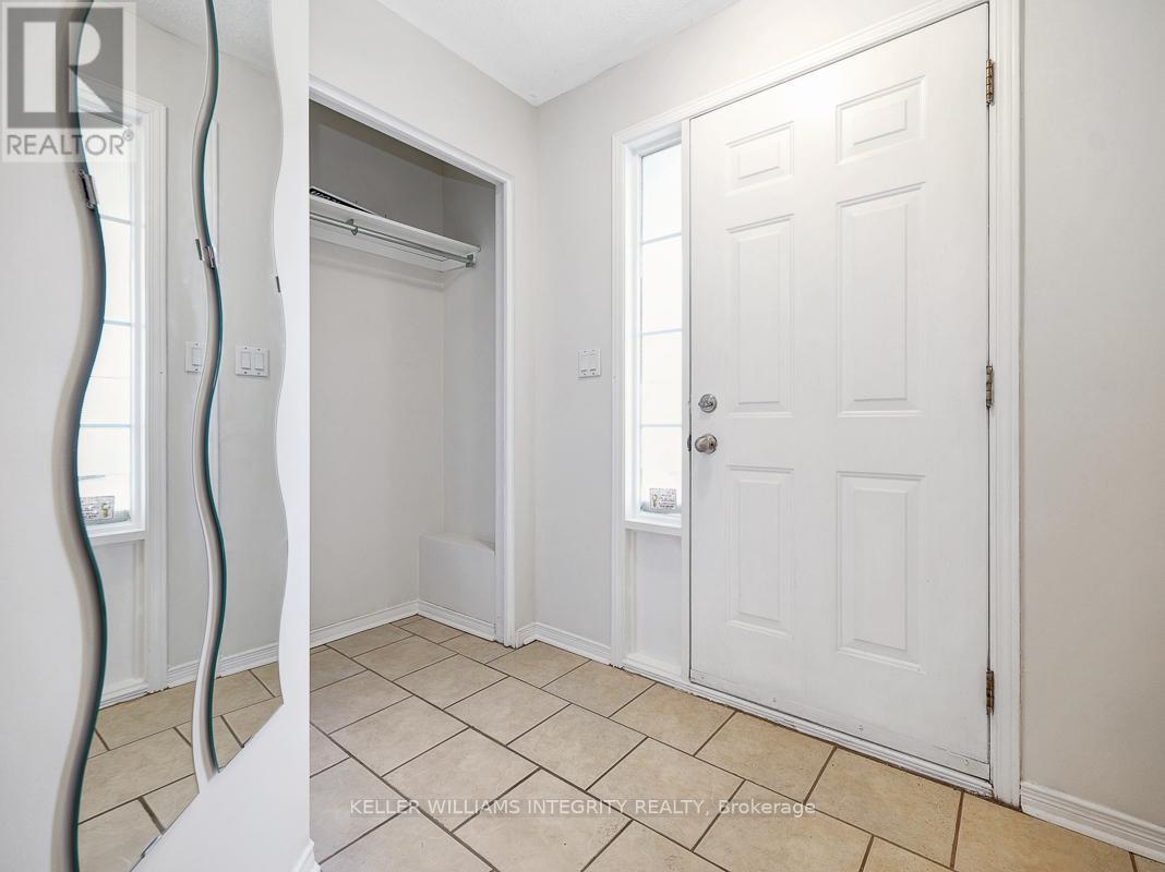 2598 Crosscut Terrace, Ottawa, Ontario  K1T 4A1 - Photo 3 - X12203197