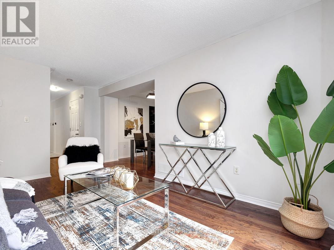 2598 Crosscut Terrace, Ottawa, Ontario  K1T 4A1 - Photo 9 - X12203197