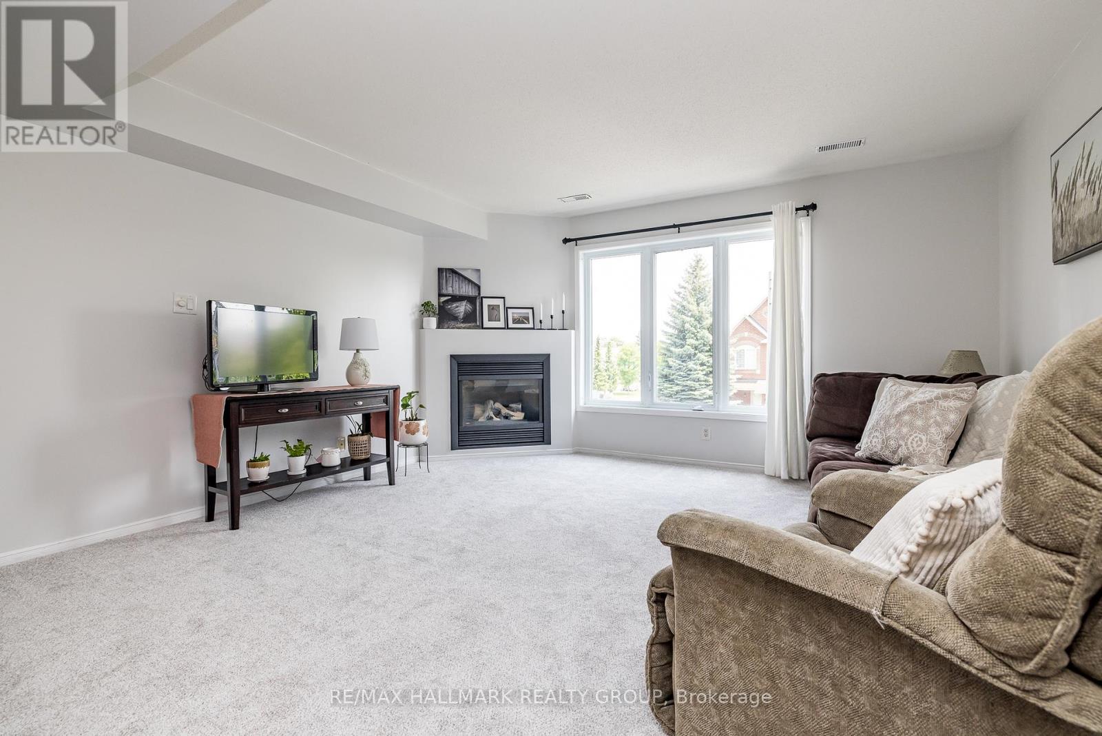 246 Cresthaven Drive, Ottawa, Ontario  K2G 6W4 - Photo 19 - X12203230