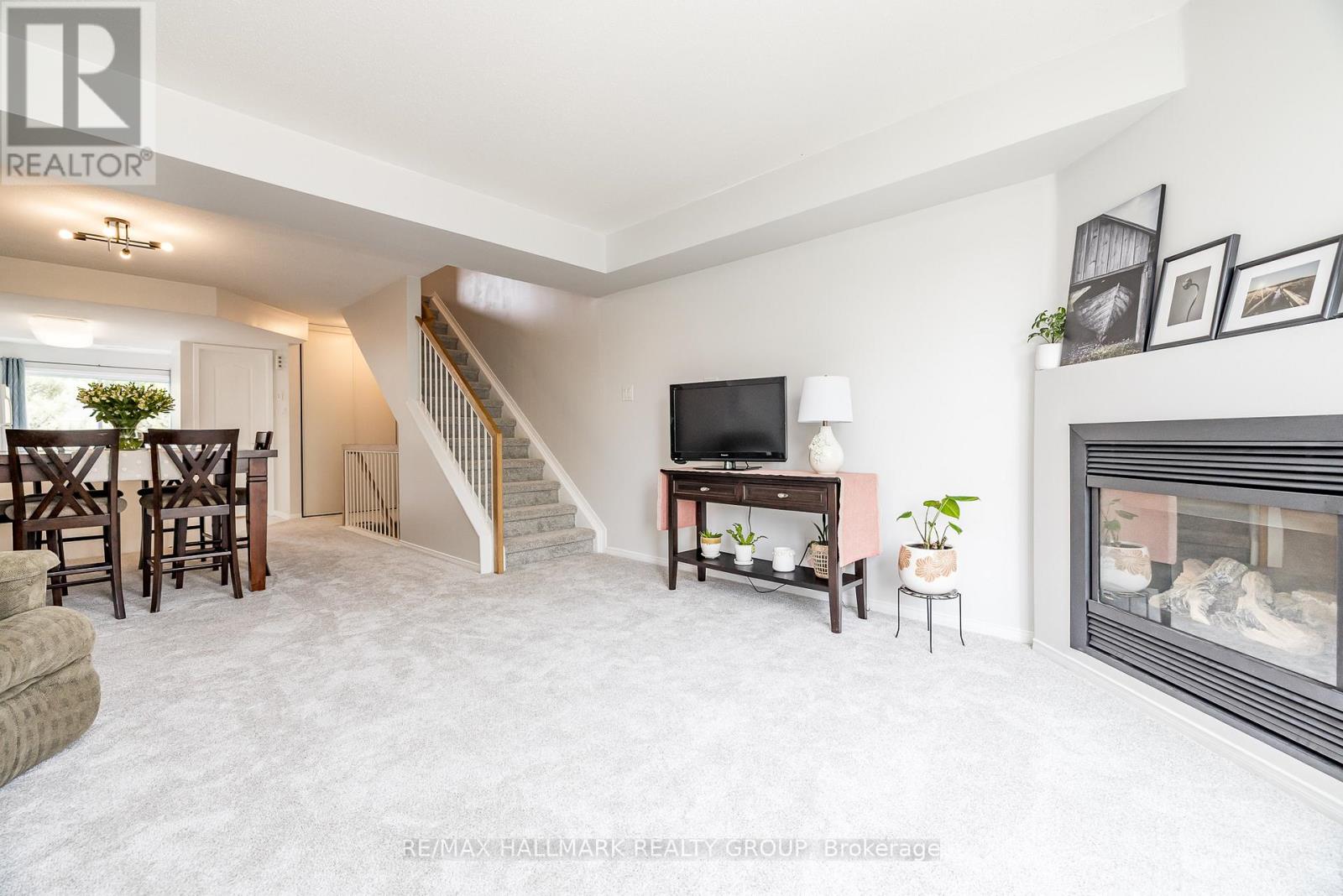 246 Cresthaven Drive, Ottawa, Ontario  K2G 6W4 - Photo 21 - X12203230