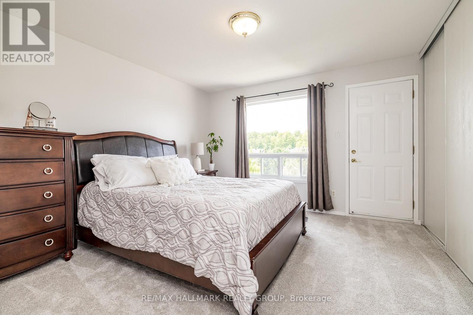 246 Cresthaven Drive, Ottawa, Ontario  K2G 6W4 - Photo 24 - X12203230