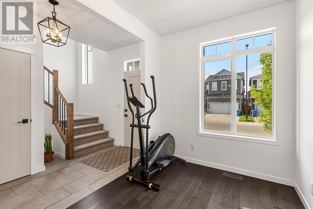 520 Belmont Heath Sw, Calgary, Alberta  T2X 4H2 - Photo 5 - A2226959