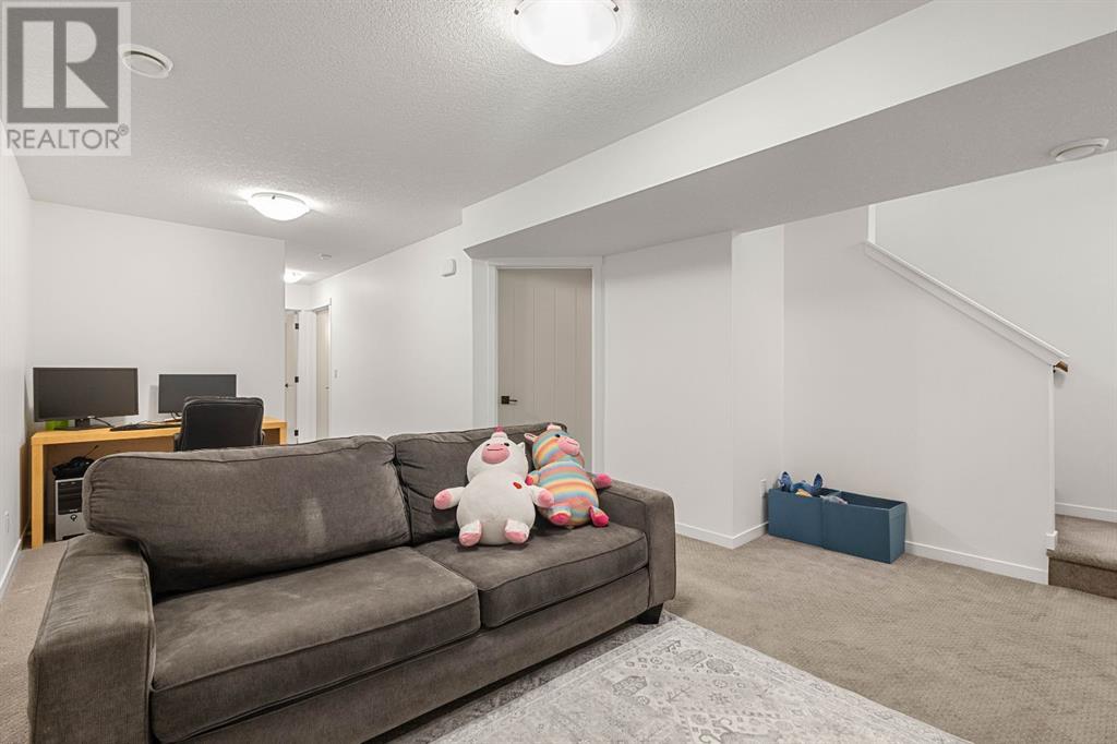 520 Belmont Heath Sw, Calgary, Alberta  T2X 4H2 - Photo 40 - A2226959