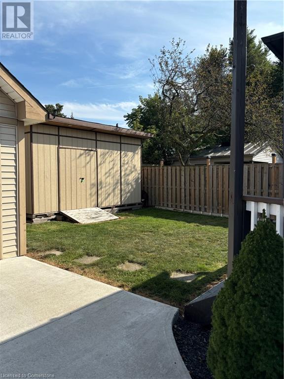 71 East 39th Street, Hamilton, Ontario  L8V 4H2 - Photo 2 - 40736402