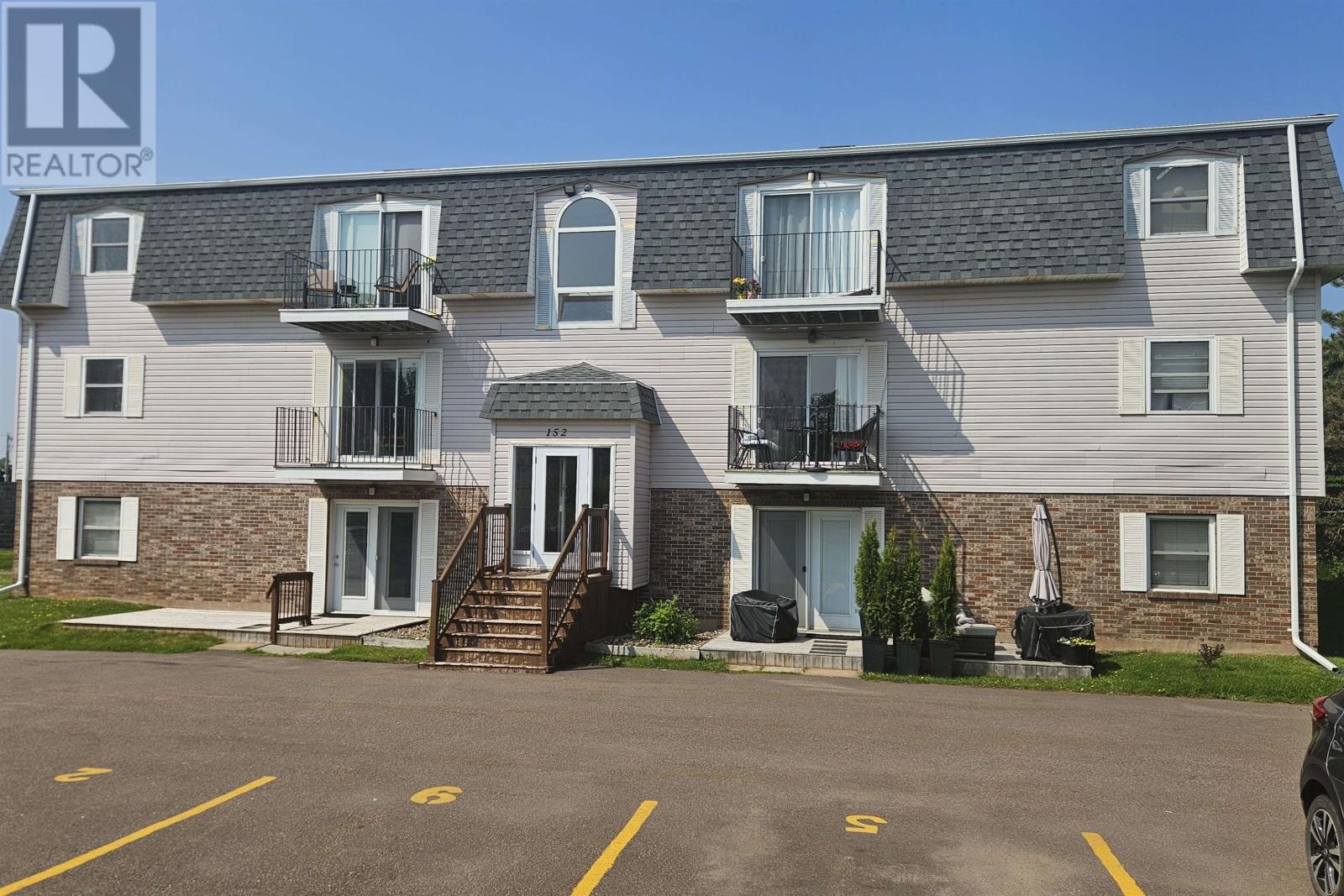 Property at 11 152 Maypoint Road image 1