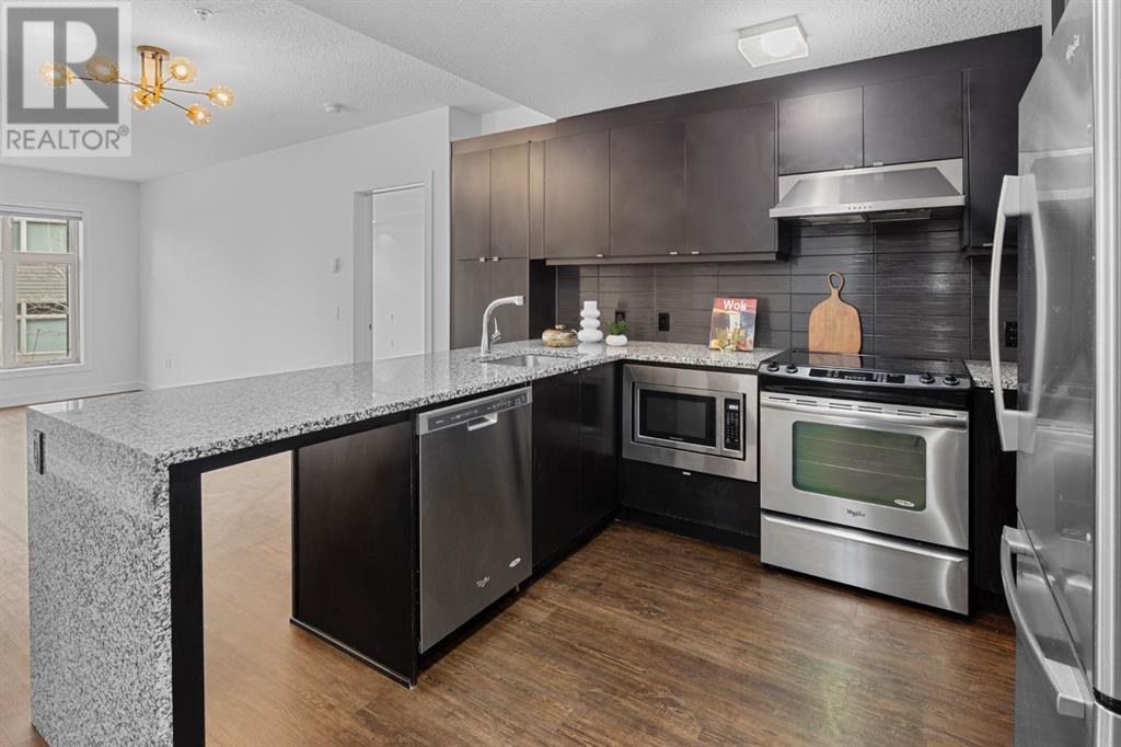 Property at 104, 25 Aspenmont Heights SW image 4
