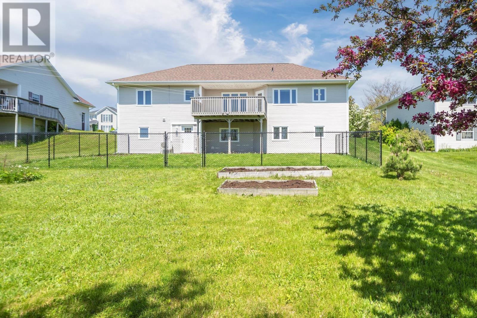 Property at 825 Summerfield Court image 2