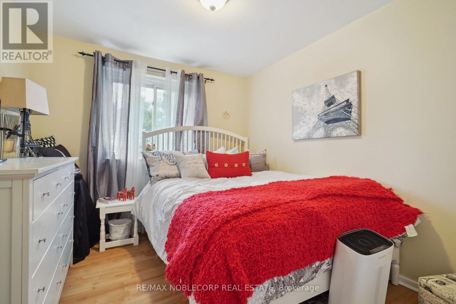 34 Corvus Star Way, Toronto, Ontario  M2J 1P3 - Photo 16 - C12203075