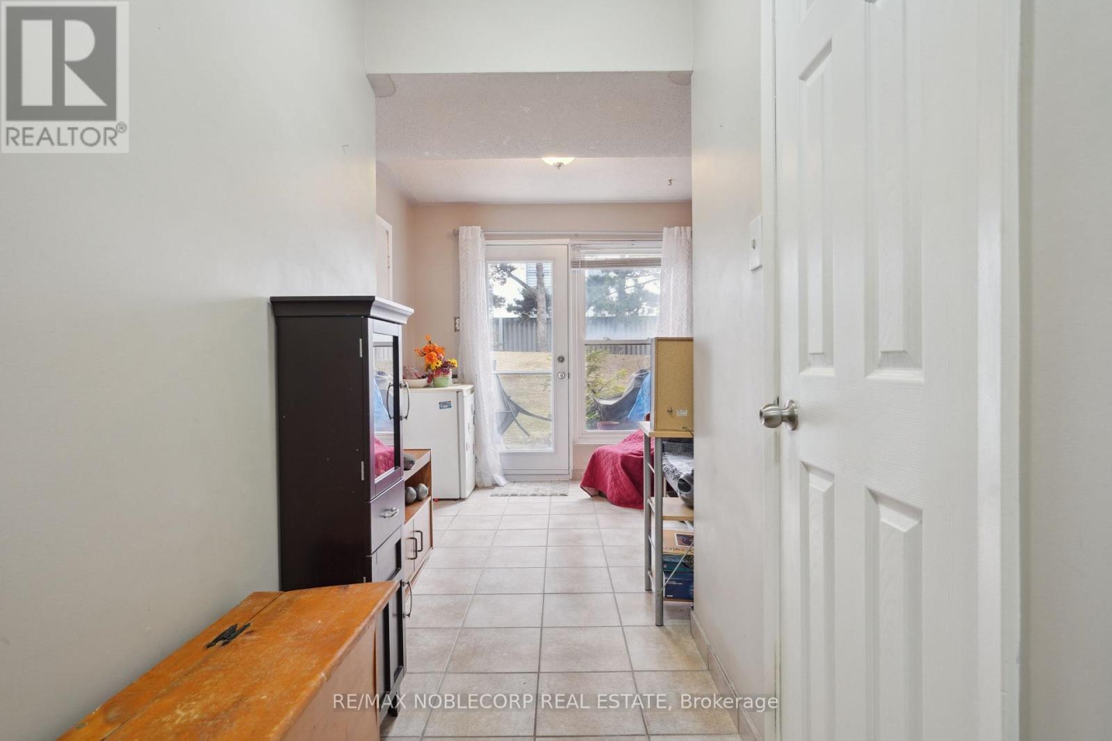 34 Corvus Star Way, Toronto, Ontario  M2J 1P3 - Photo 19 - C12203075