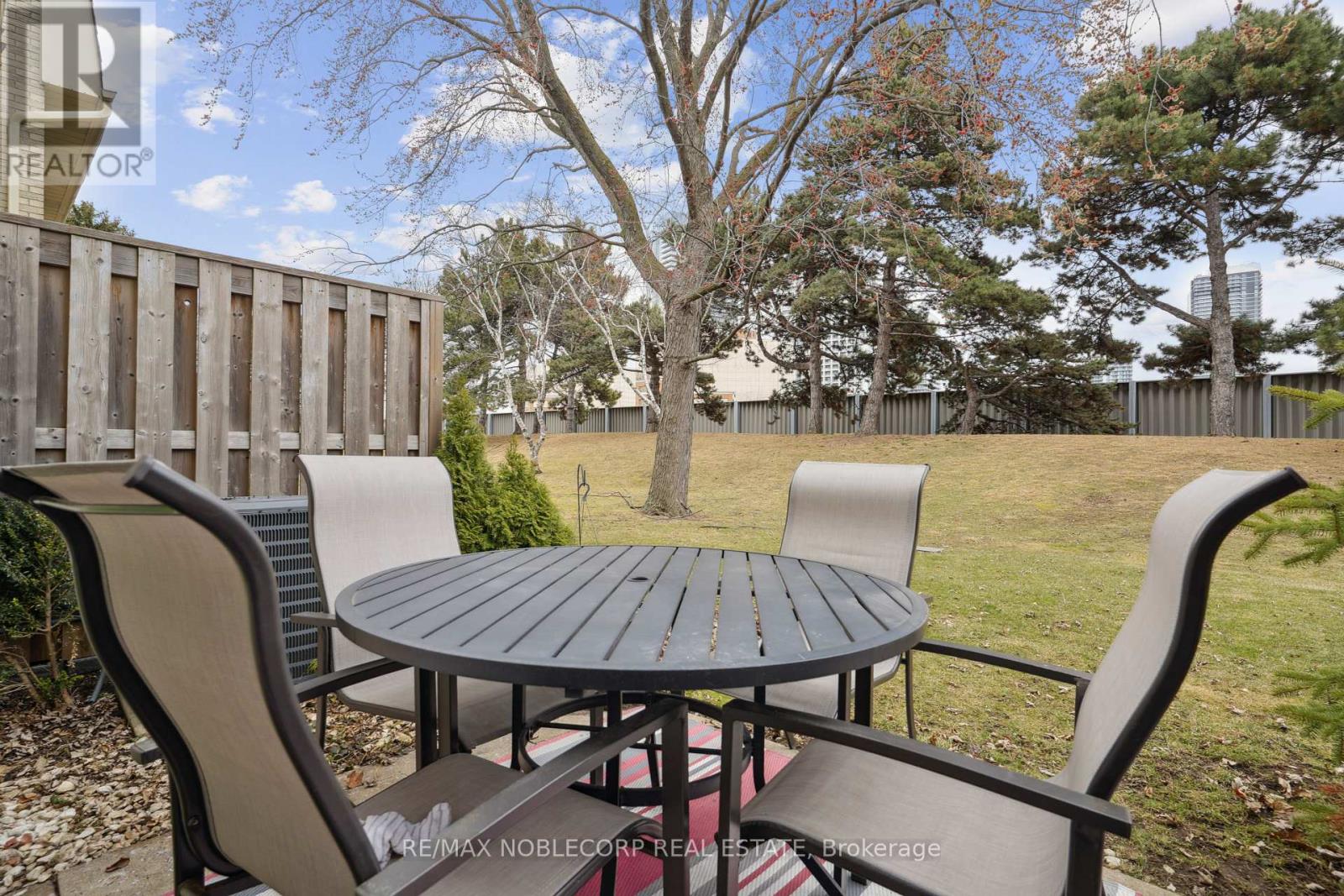 34 Corvus Star Way, Toronto, Ontario  M2J 1P3 - Photo 27 - C12203075