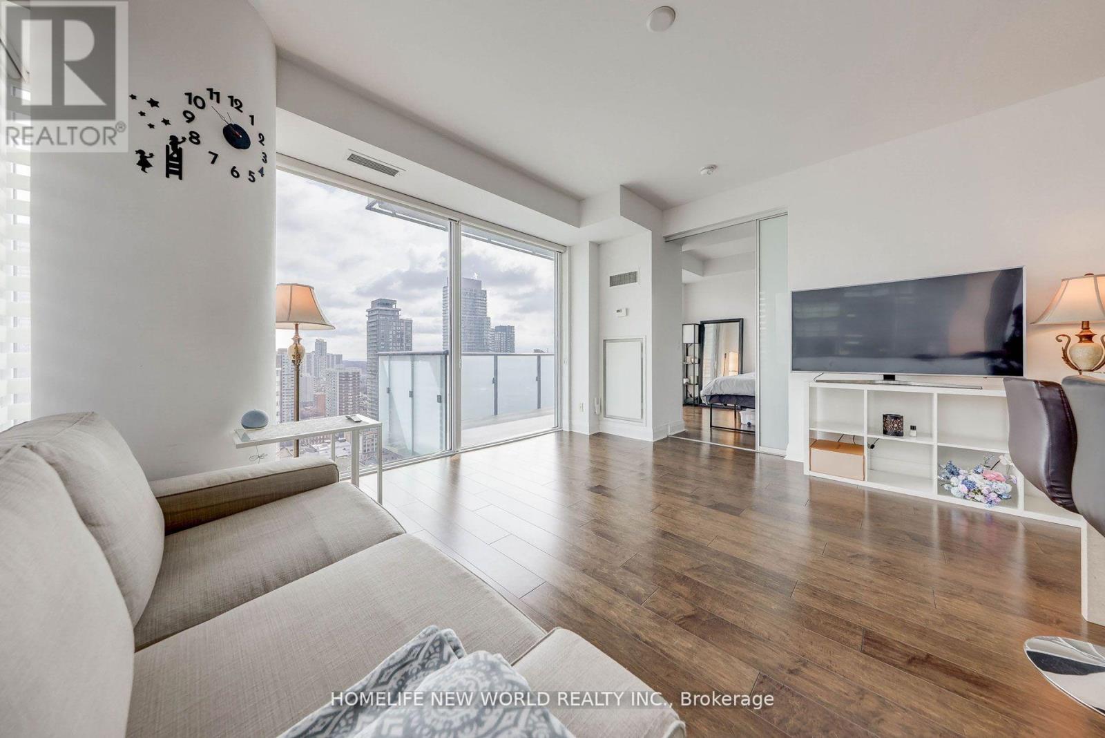 2410 - 1080 Bay Street, Toronto, Ontario  M5S 0A5 - Photo 13 - C12203095