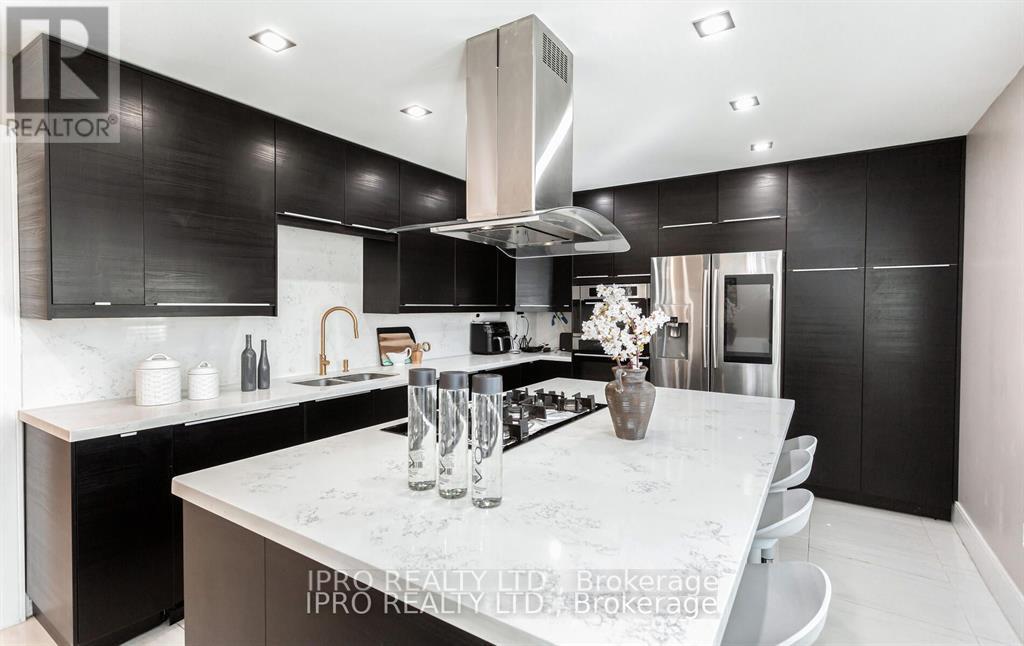 103 Allingham Gardens, Toronto, Ontario  M3H 1X9 - Photo 11 - C12203184