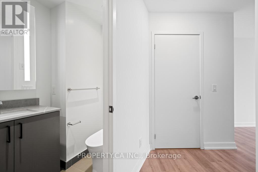 1003 - 135 East Liberty Street, Toronto, Ontario  M6K 0G7 - Photo 8 - C12203242