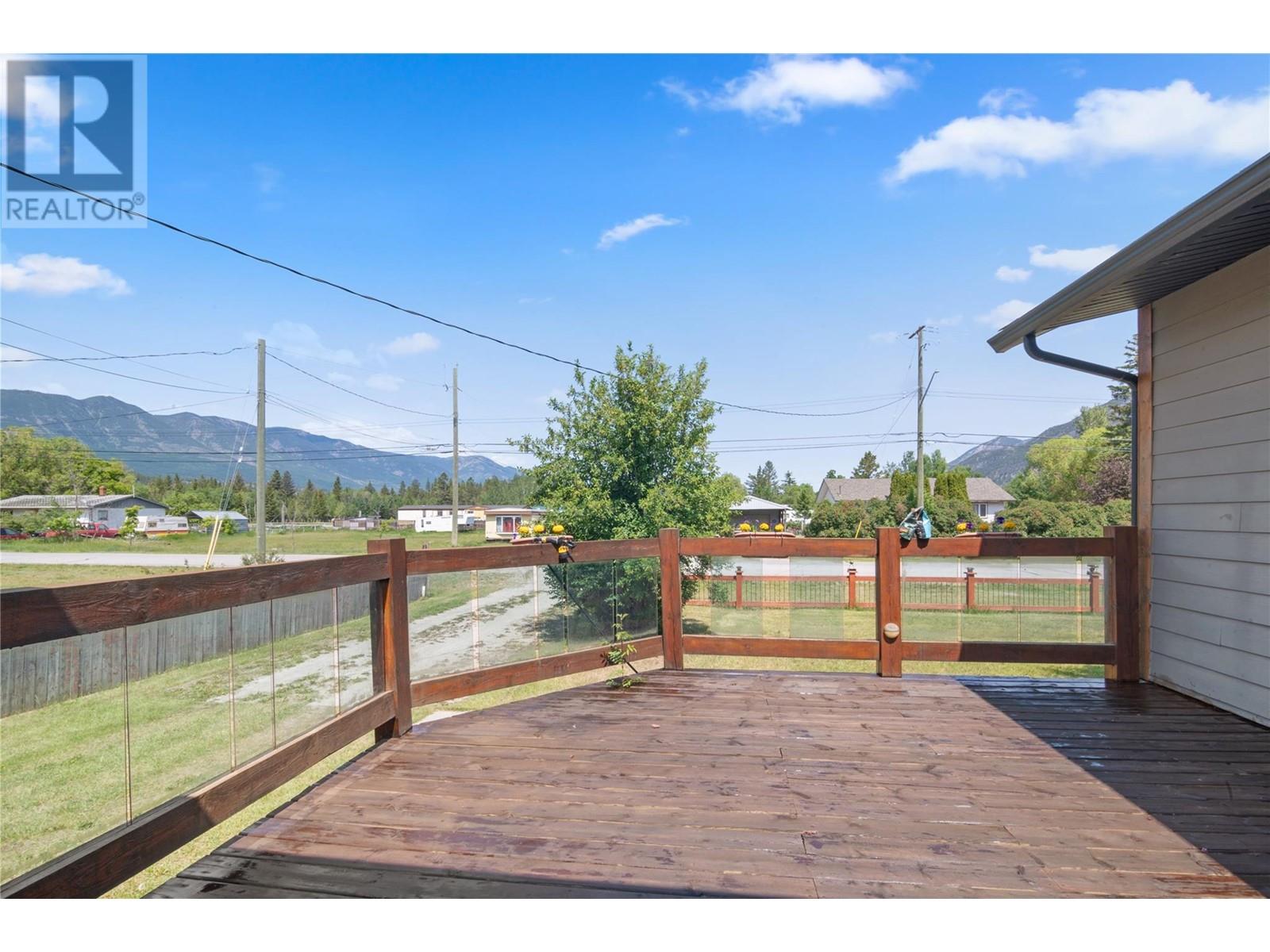 4772 Burns Avenue, Canal Flats, British Columbia  V0B 1B0 - Photo 31 - 10351101