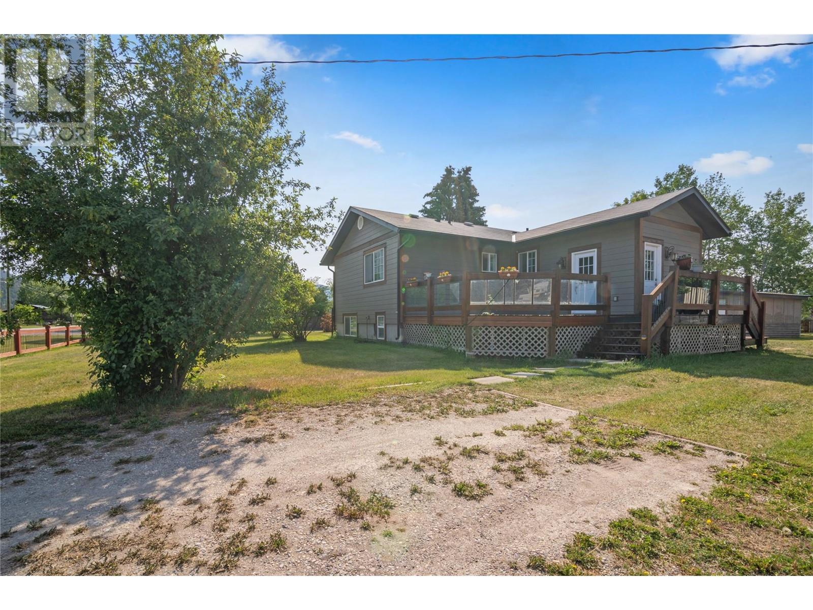 4772 Burns Avenue, Canal Flats, British Columbia  V0B 1B0 - Photo 5 - 10351101