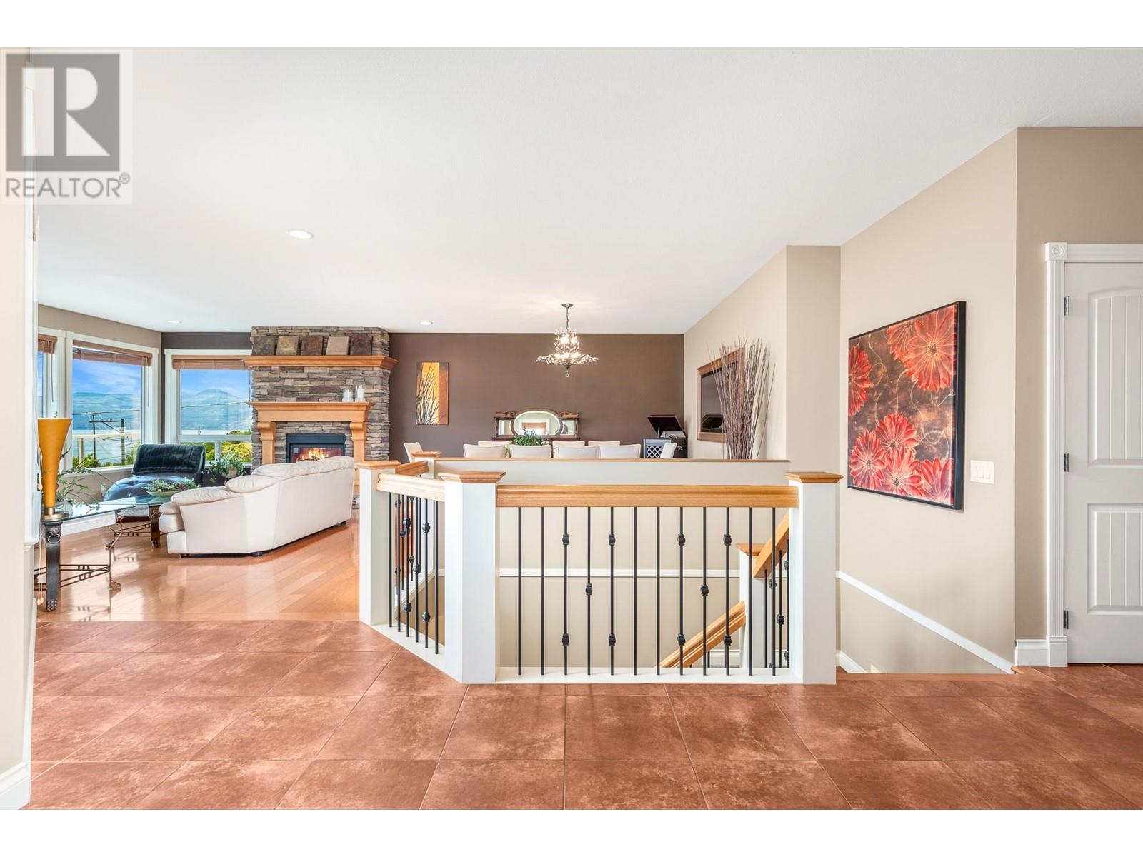7551 Tronson Road, Vernon, British Columbia  V1H 1C4 - Photo 15 - 10349557