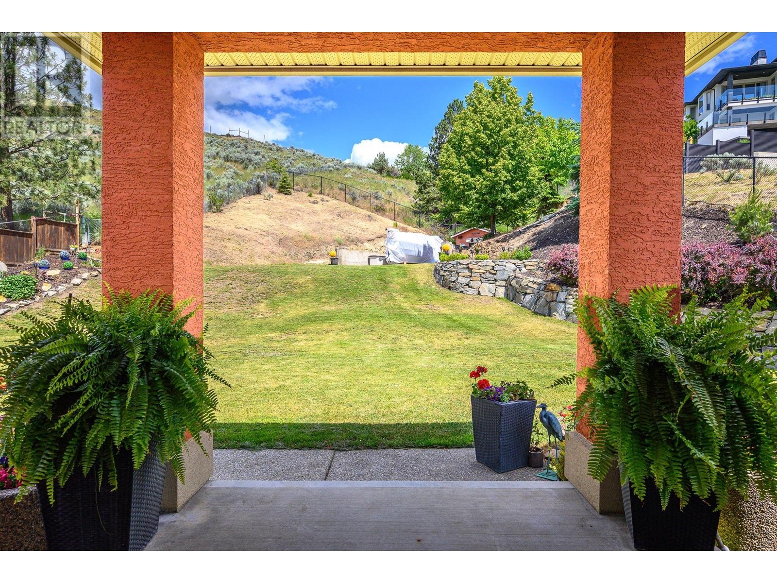 7551 Tronson Road, Vernon, British Columbia  V1H 1C4 - Photo 34 - 10349557