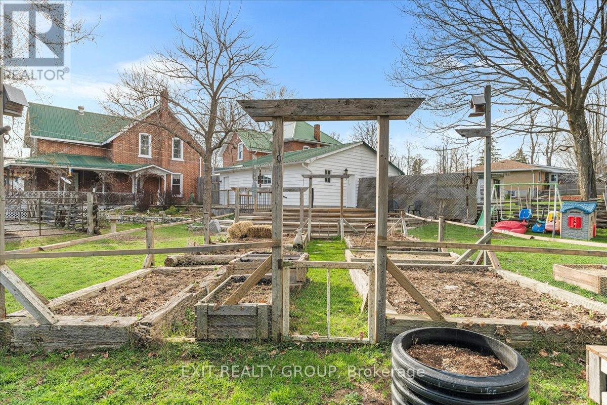 207 Durham Street S, Centre Hastings, Ontario  K0K 2K0 - Photo 29 - X12203325