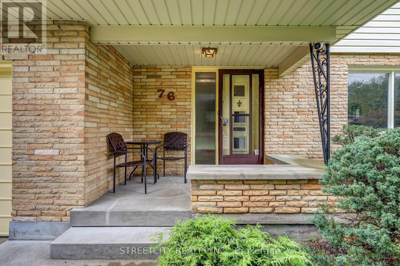 76 Bloomfield Drive, London North, Ontario  N6G 1P3 - Photo 5 - X12203339