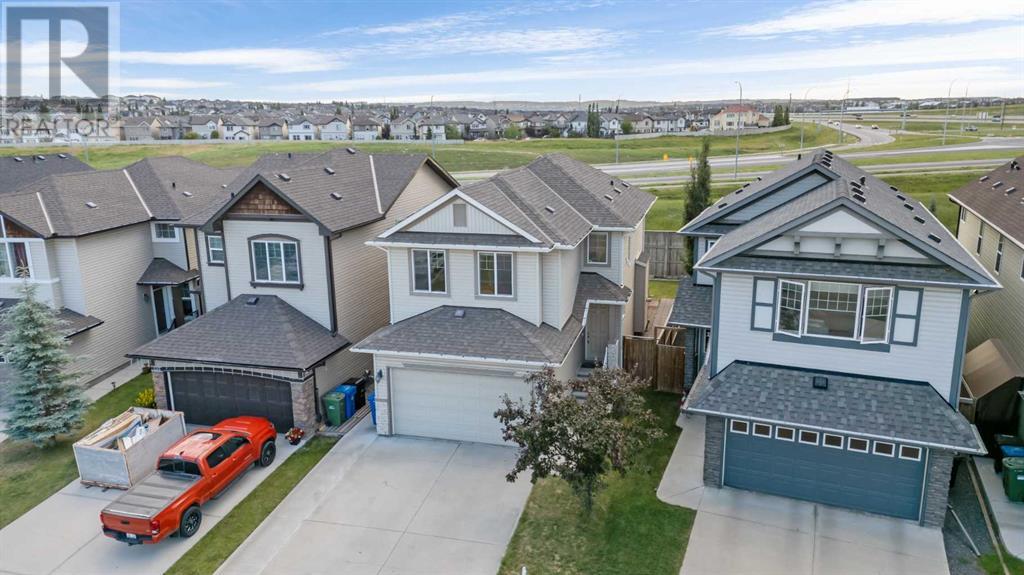 Property at 237 Panton Way NW image 2