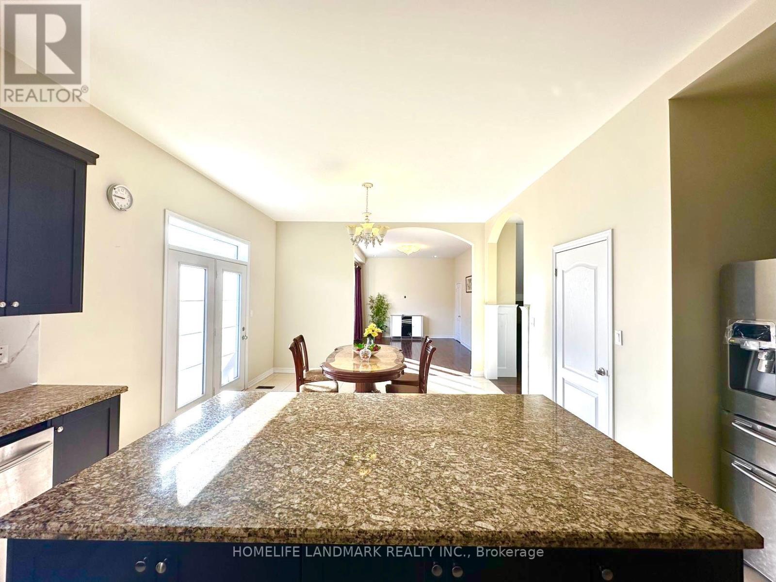60 Wozniak Crescent, Markham, Ontario  L6E 0L4 - Photo 6 - N12203211
