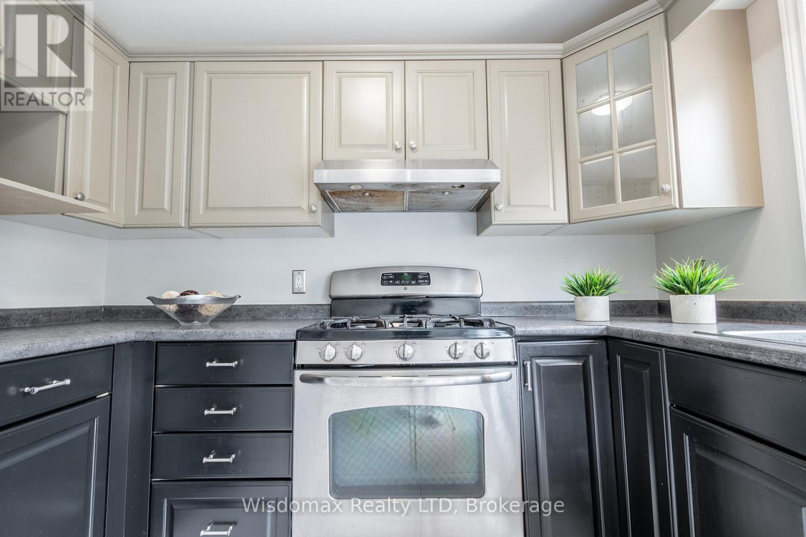 8127 Orchard Grove Parkway, Niagara Falls (Ascot), Ontario  L2H 3E8 - Photo 8 - X12201986