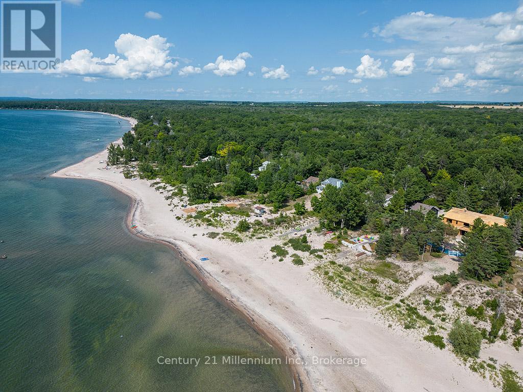 2284 TINY BEACHES ROAD S, Tiny, Ontario