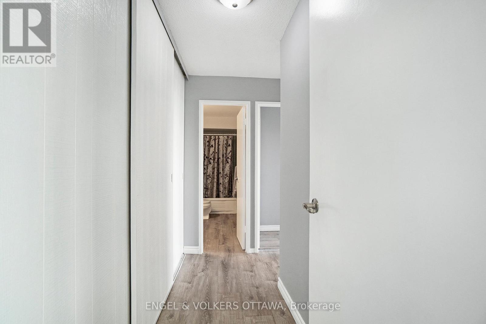 817 - 20 Chesterton Drive, Ottawa, Ontario  K2E 6Z7 - Photo 22 - X12202143