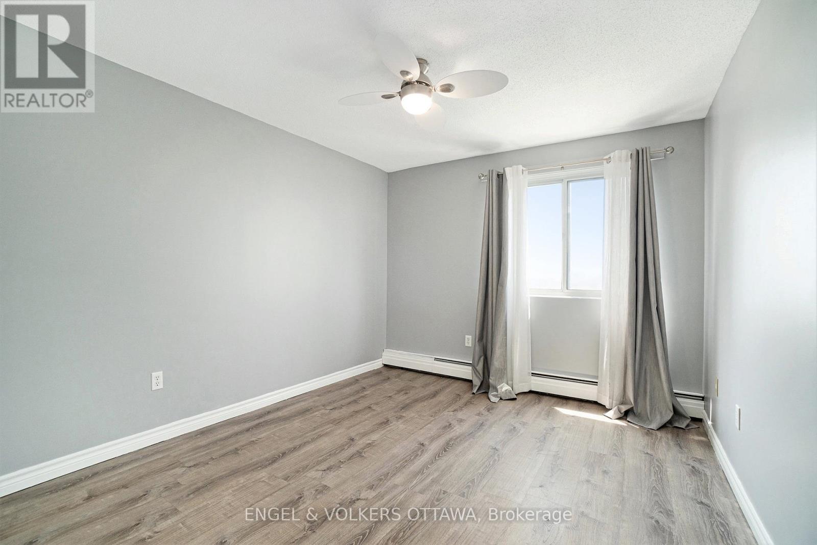 817 - 20 Chesterton Drive, Ottawa, Ontario  K2E 6Z7 - Photo 26 - X12202143