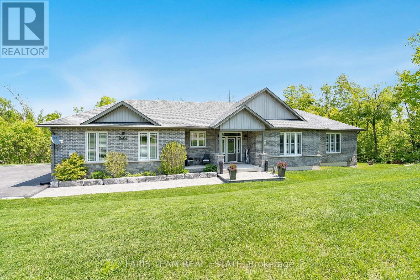 3375 Line 6 N, Oro-Medonte, Ontario  L0K 1E0 - Photo 2 - S12163600