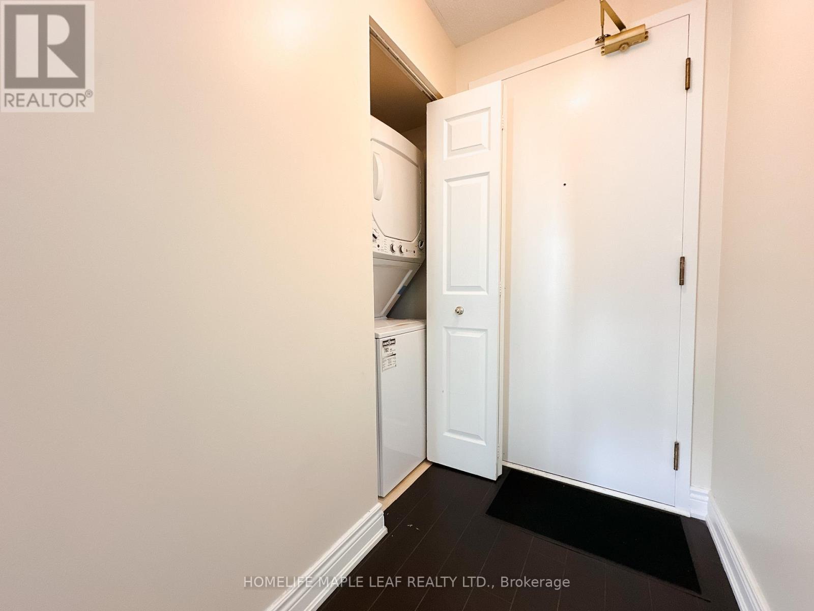 706 - 4450 Tucana Court, Mississauga, Ontario  L5R 3R4 - Photo 4 - W12203076