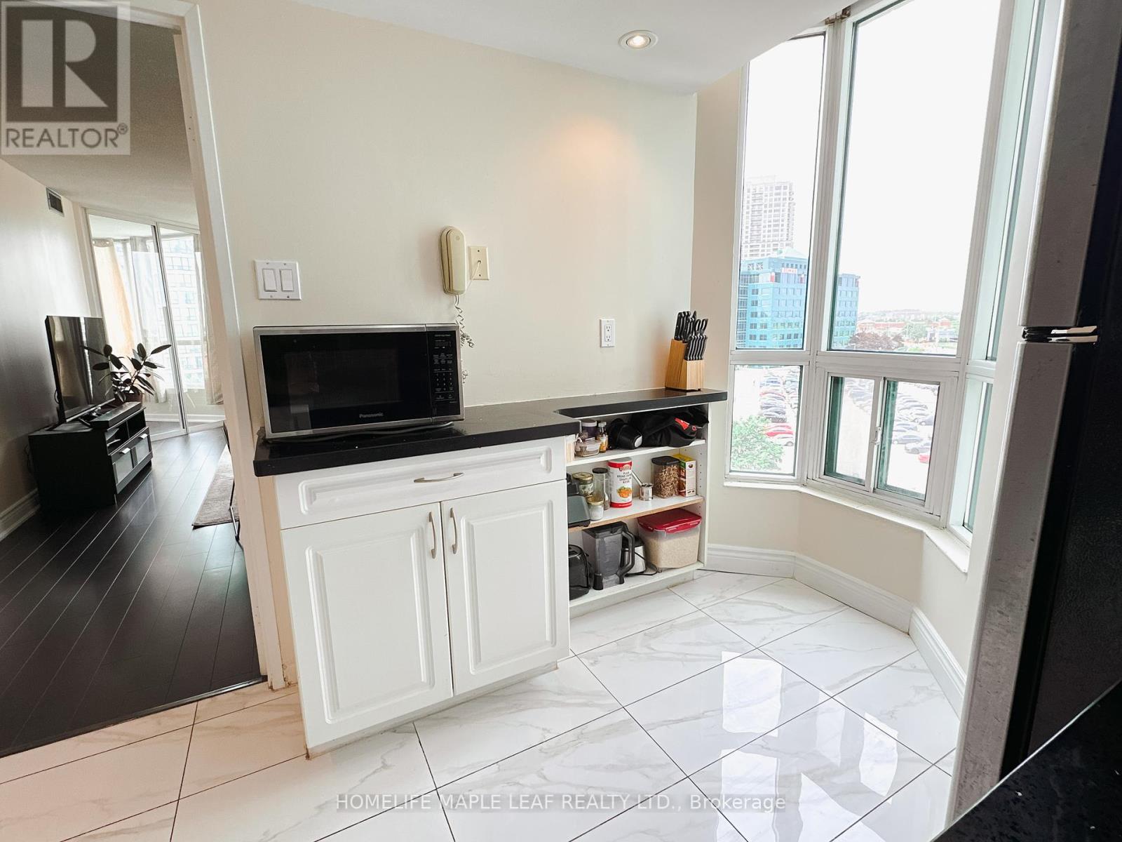 706 - 4450 Tucana Court, Mississauga, Ontario  L5R 3R4 - Photo 6 - W12203076