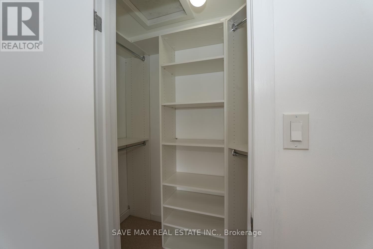 623 Maude Common, Burlington, Ontario  L7L 0C7 - Photo 36 - W12203089