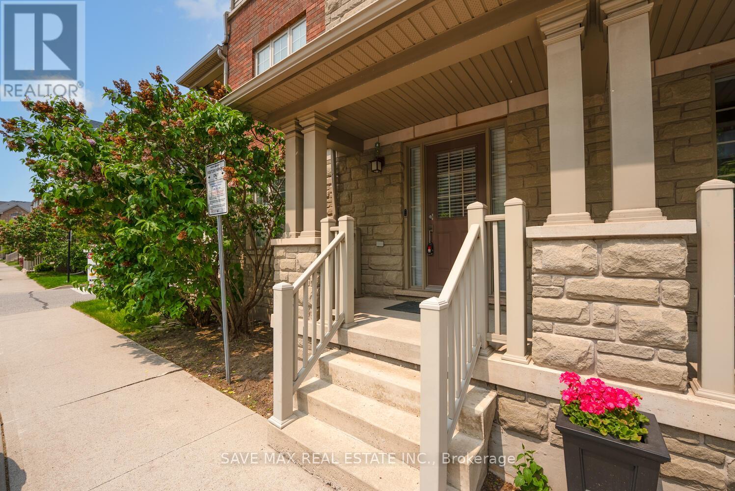 623 Maude Common, Burlington, Ontario  L7L 0C7 - Photo 7 - W12203089