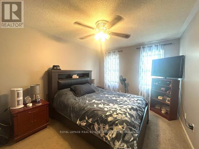 5579 Thorn Lane, Burlington, Ontario  L7L 6V8 - Photo 17 - W12203118