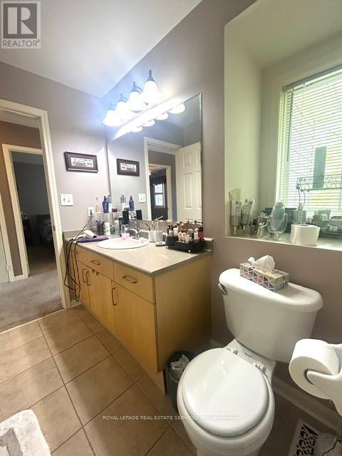 5579 Thorn Lane, Burlington, Ontario  L7L 6V8 - Photo 21 - W12203118