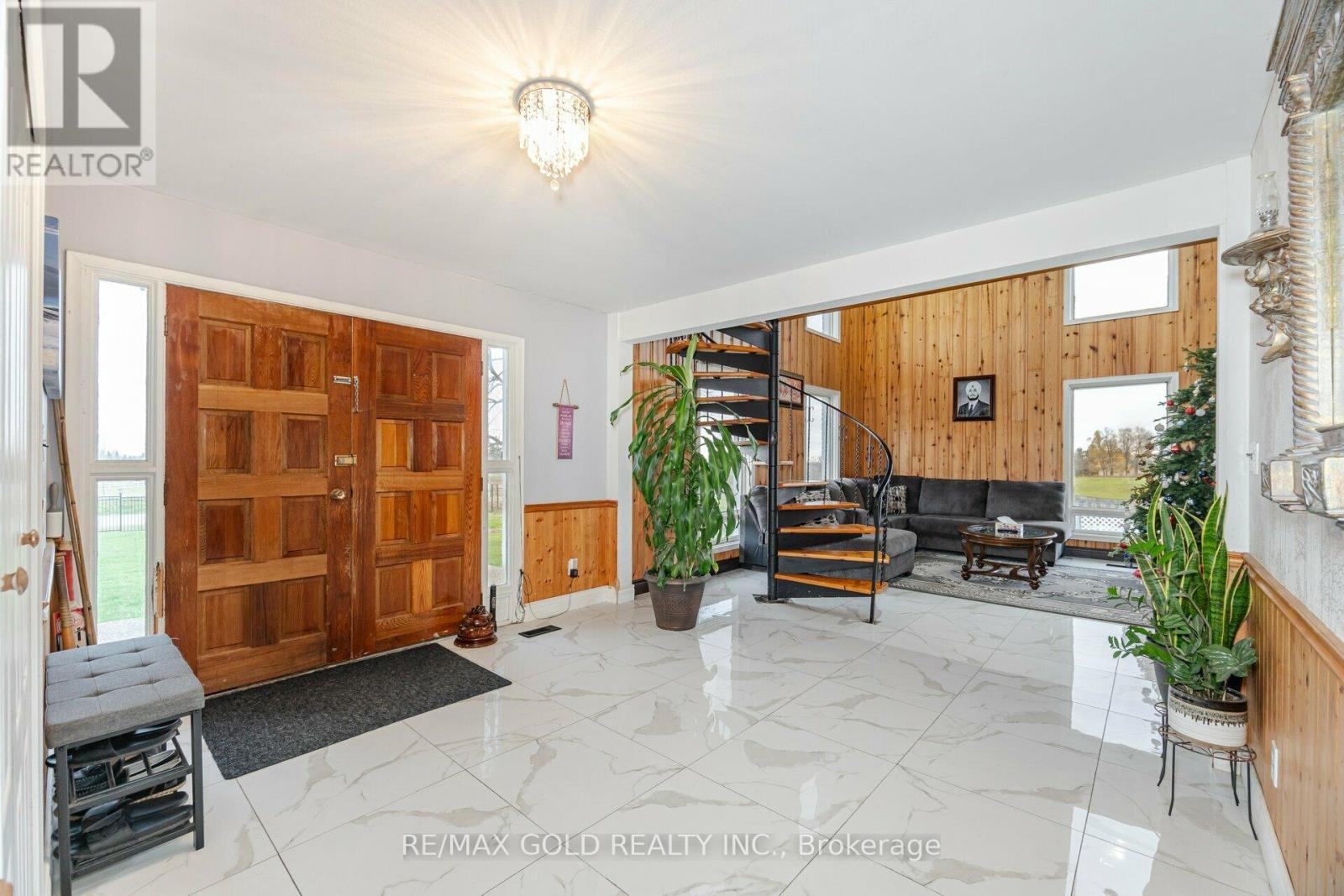 13080 Centreville Creek Road, Caledon, Ontario  L7C 3A7 - Photo 4 - W12203131