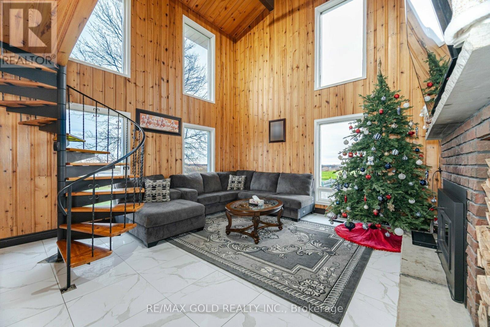 13080 Centreville Creek Road, Caledon, Ontario  L7C 3A7 - Photo 5 - W12203131