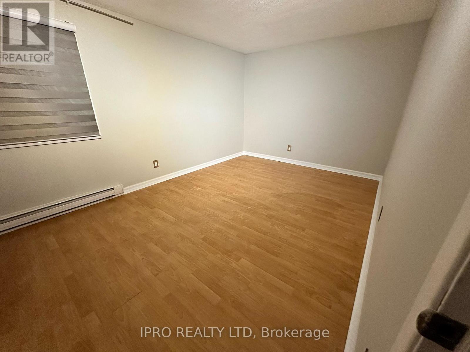 32 Hindquarter Court, Brampton, Ontario  L6S 2C3 - Photo 12 - W12203157