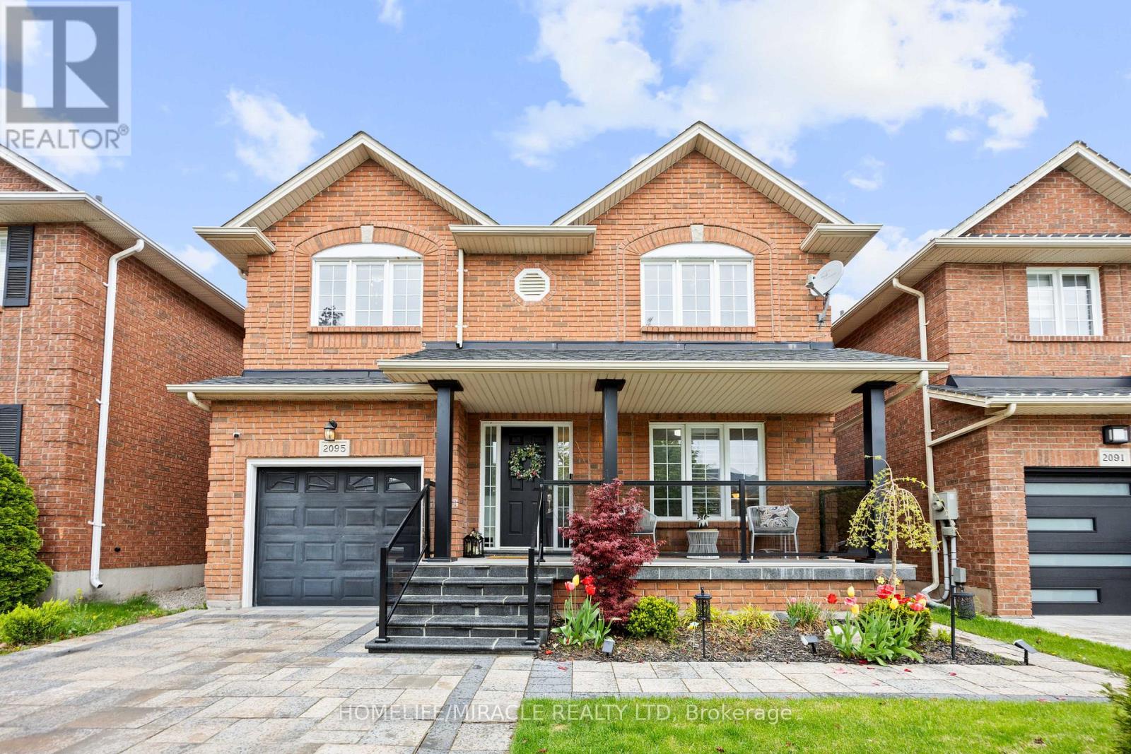 2095 Springdale Road, Oakville (Wm Westmount), Ontario  L6M 4C7 - Photo 2 - W12203227