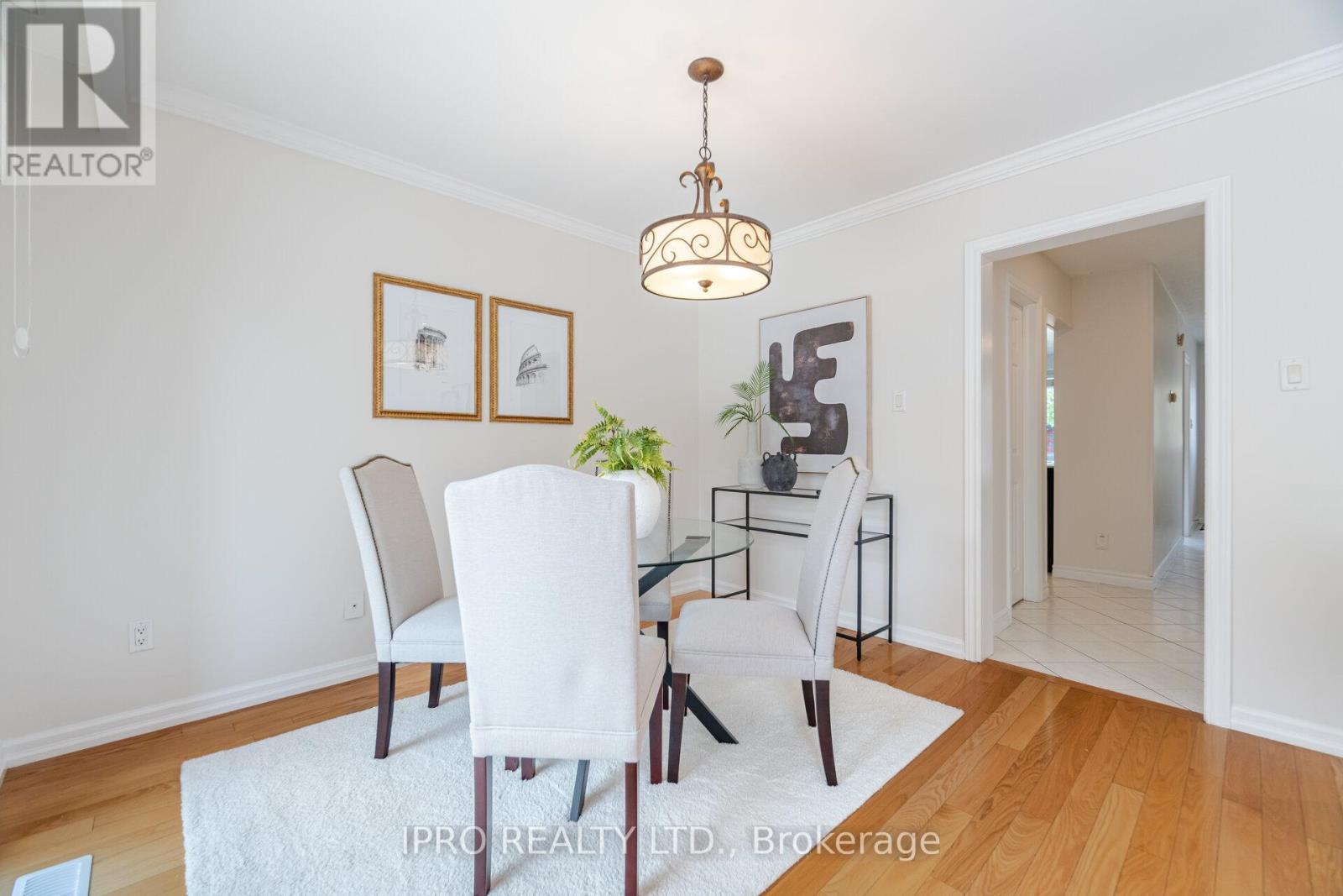 734 Briar Crescent, Milton, Ontario  L9T 3Z8 - Photo 12 - W12203237