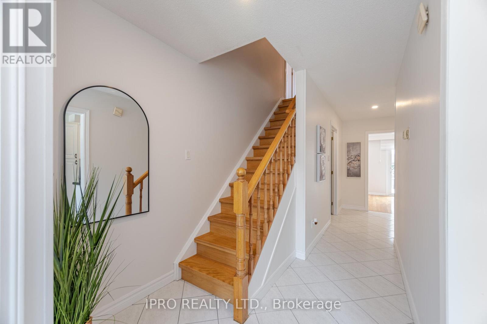 734 Briar Crescent, Milton, Ontario  L9T 3Z8 - Photo 18 - W12203237