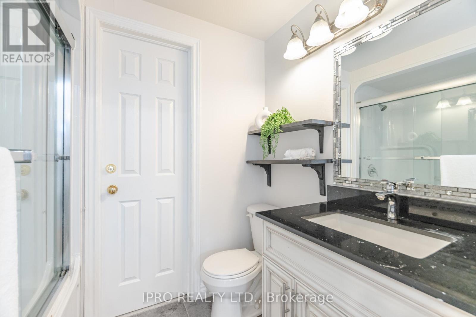 734 Briar Crescent, Milton, Ontario  L9T 3Z8 - Photo 23 - W12203237